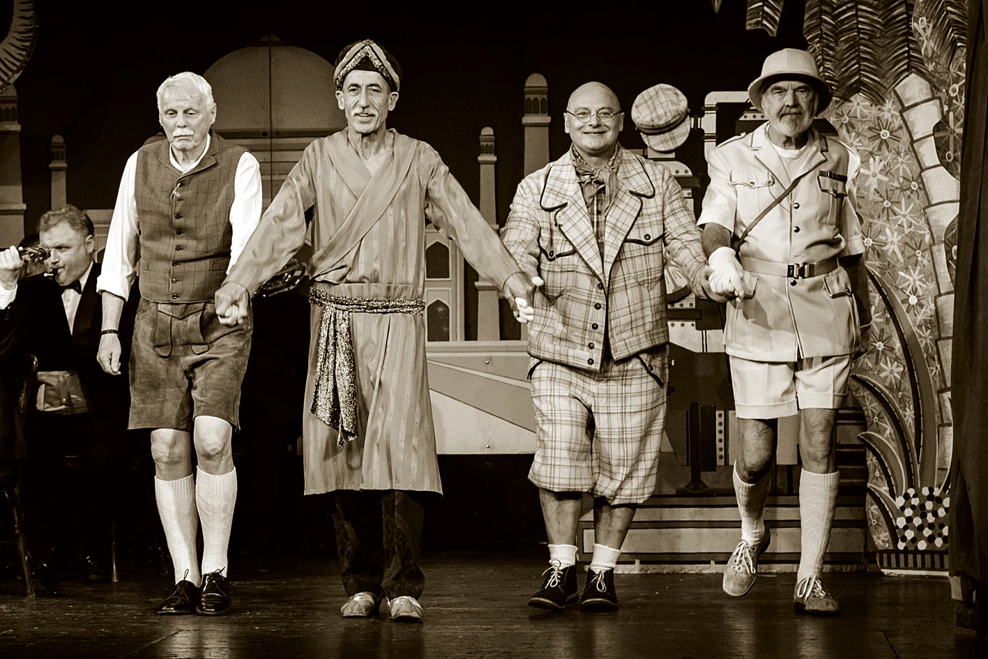 Scéna z inscenace Cimrman v říši hudby